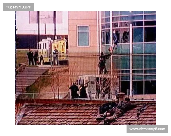 俄克拉何马高中橄榄球赛突发枪击事件三人受伤警方展开调查 俄克拉何马高中橄榄球赛突发枪击事件三人受伤警方展开调查